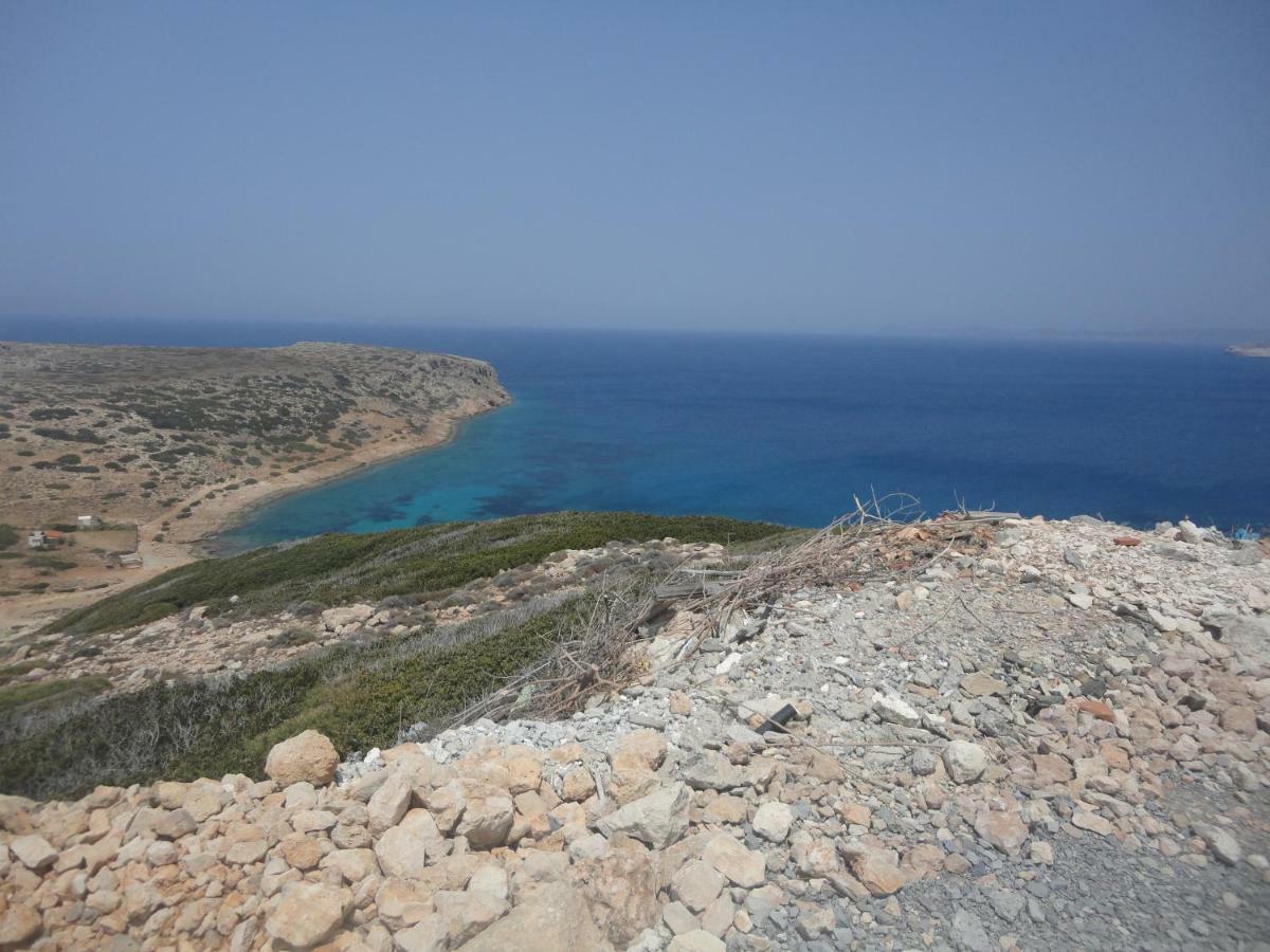 Papadiokampos Maissonete Roussa Limni Buitenkant foto
