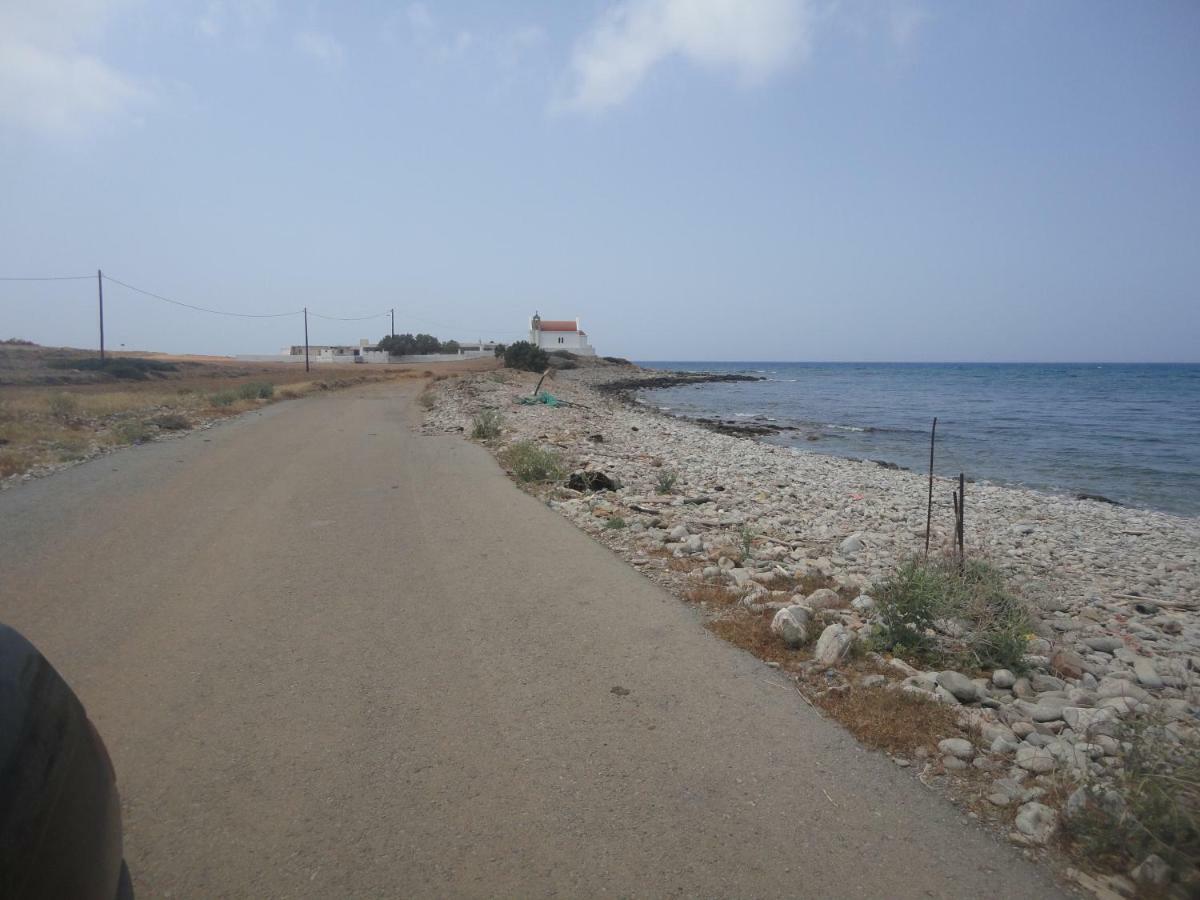Papadiokampos Maissonete Roussa Limni Buitenkant foto